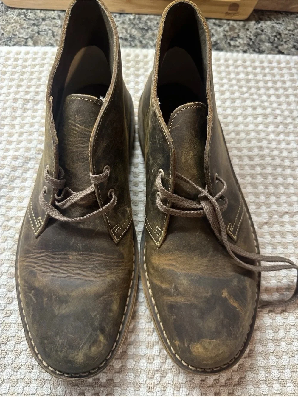 Clarks Men’s Brown Leather Shepton Chukka Ankle Boots Lace-Up Round Toe US 8.5 M
